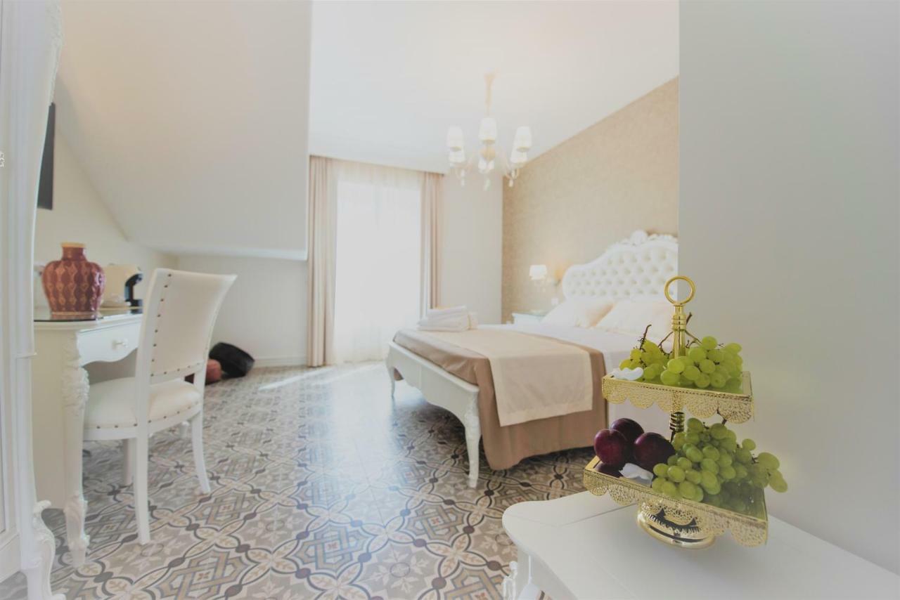 Sui Generis Tropea Luxury Rooms Exteriör bild