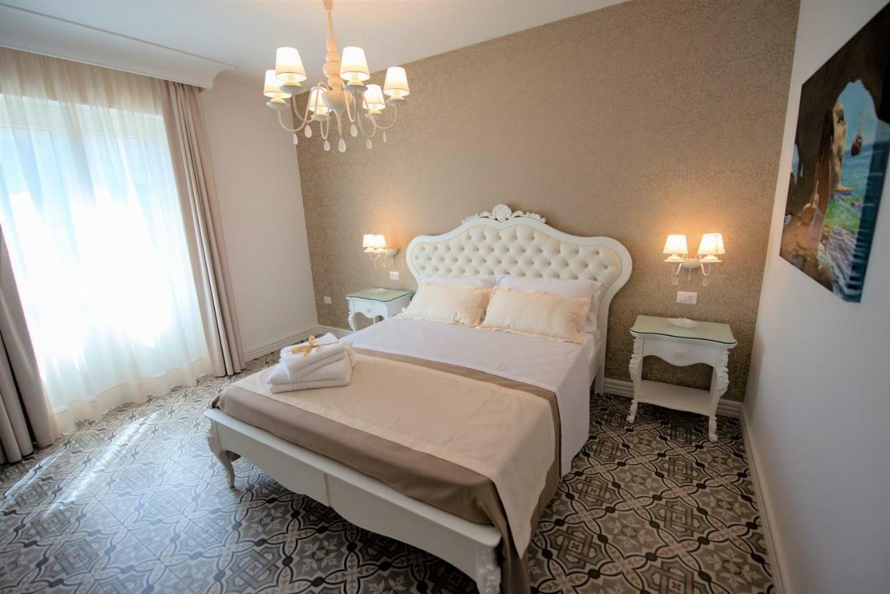 Sui Generis Tropea Luxury Rooms Exteriör bild