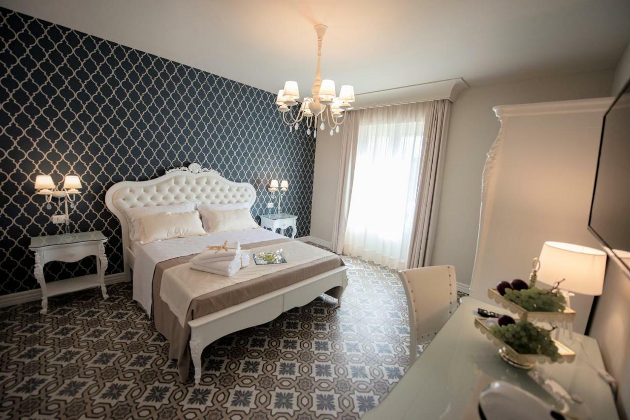 Sui Generis Tropea Luxury Rooms Exteriör bild